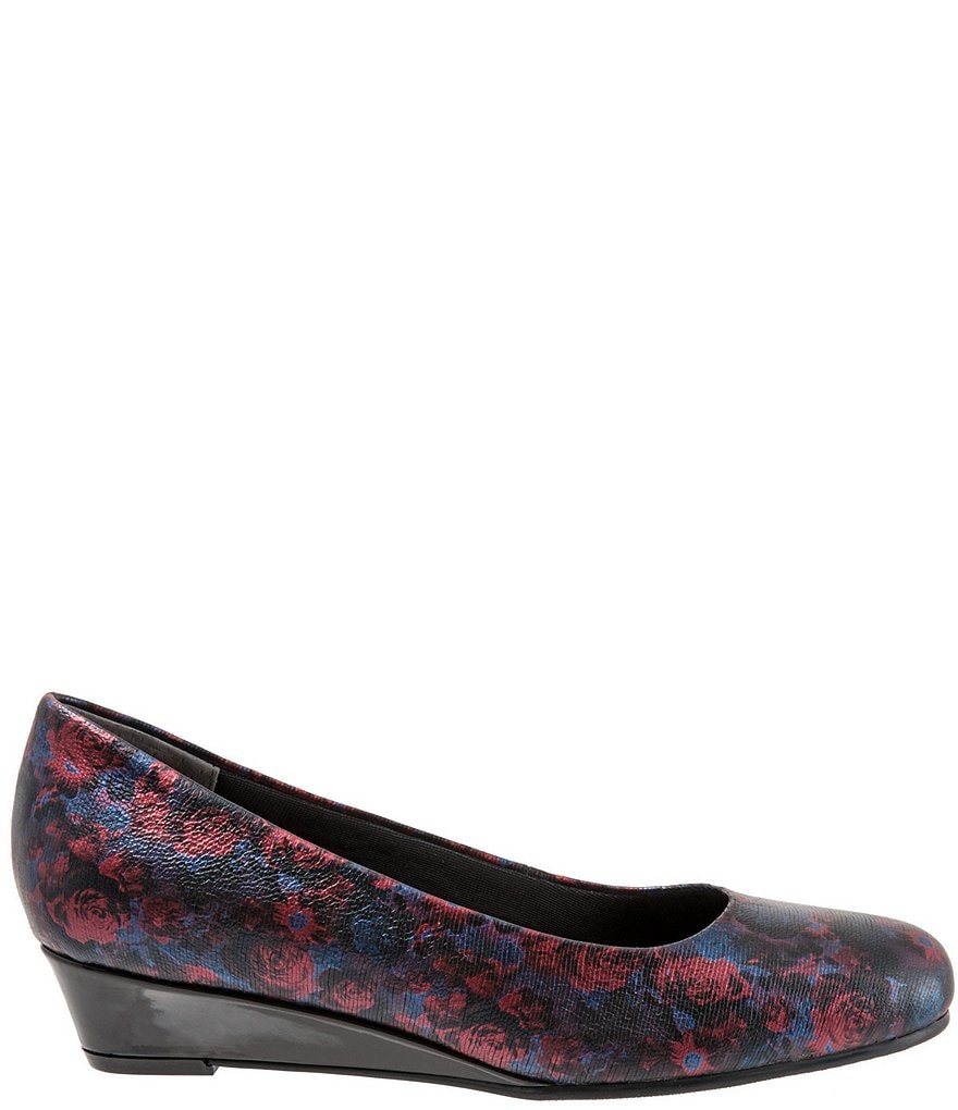 Trotters Lauren Floral Print Pumps