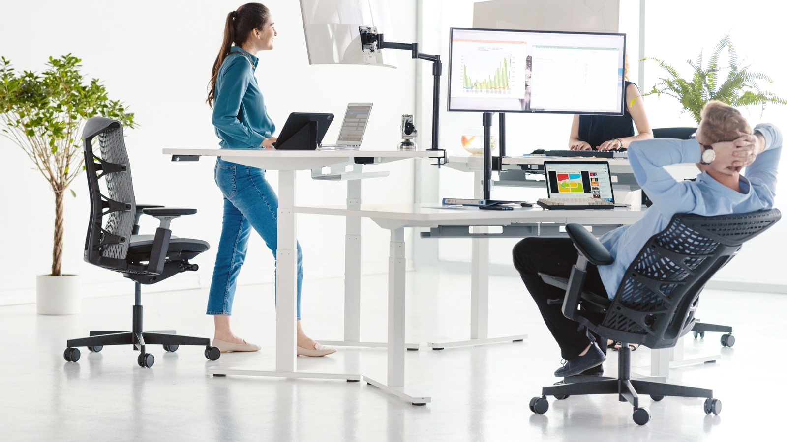 Autonomous Ergonomic Office Chair - ErgoChair Pro+ Black Frame, Naked Black TPE