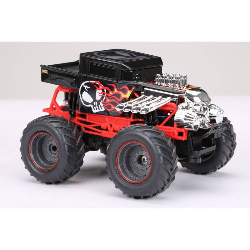 New Bright 1:24 R/C Hot Wheels Monster Truck Bone Shaker