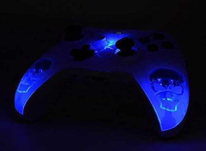 Skulls White Xbox One S Rapid Fire Custom Modded Controller 40 Mods for All Major Shooter Games, Auto Aim, Quick Scope, Auto Run, Sniper Breath, Jump Shot, Active Reload & More (with 3.5 Jack)