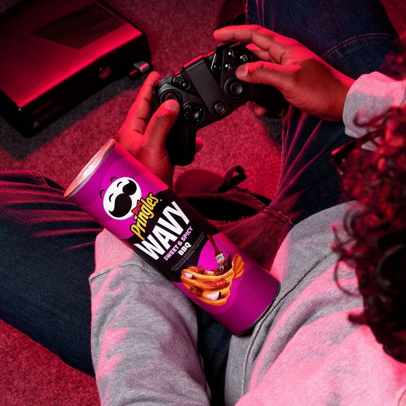 Pringles Extra BBQ Wavy Potato Crisps Chips - 4.8oz