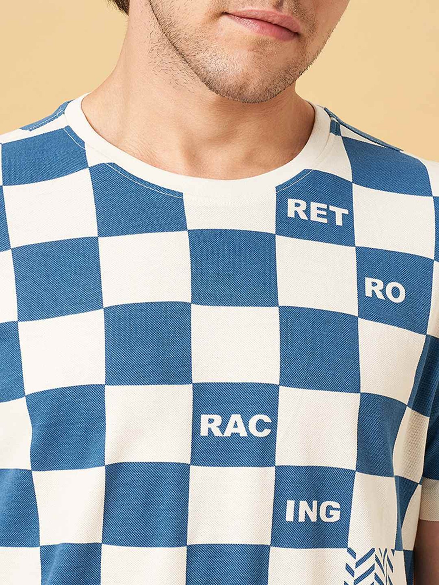 SF Jeans by Pantaloons Bluestone Cotton Slim Fit Checks T-Shirt