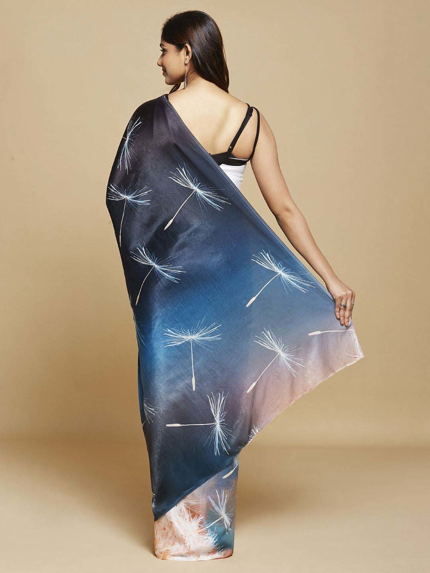 Unnati Silks Red Silk Printed Saree With Unstitched Blouse