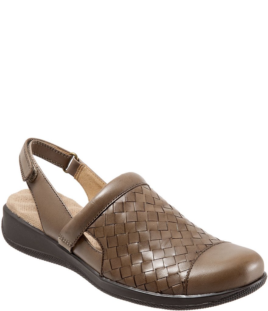 SoftWalk Salina Woven Clogs