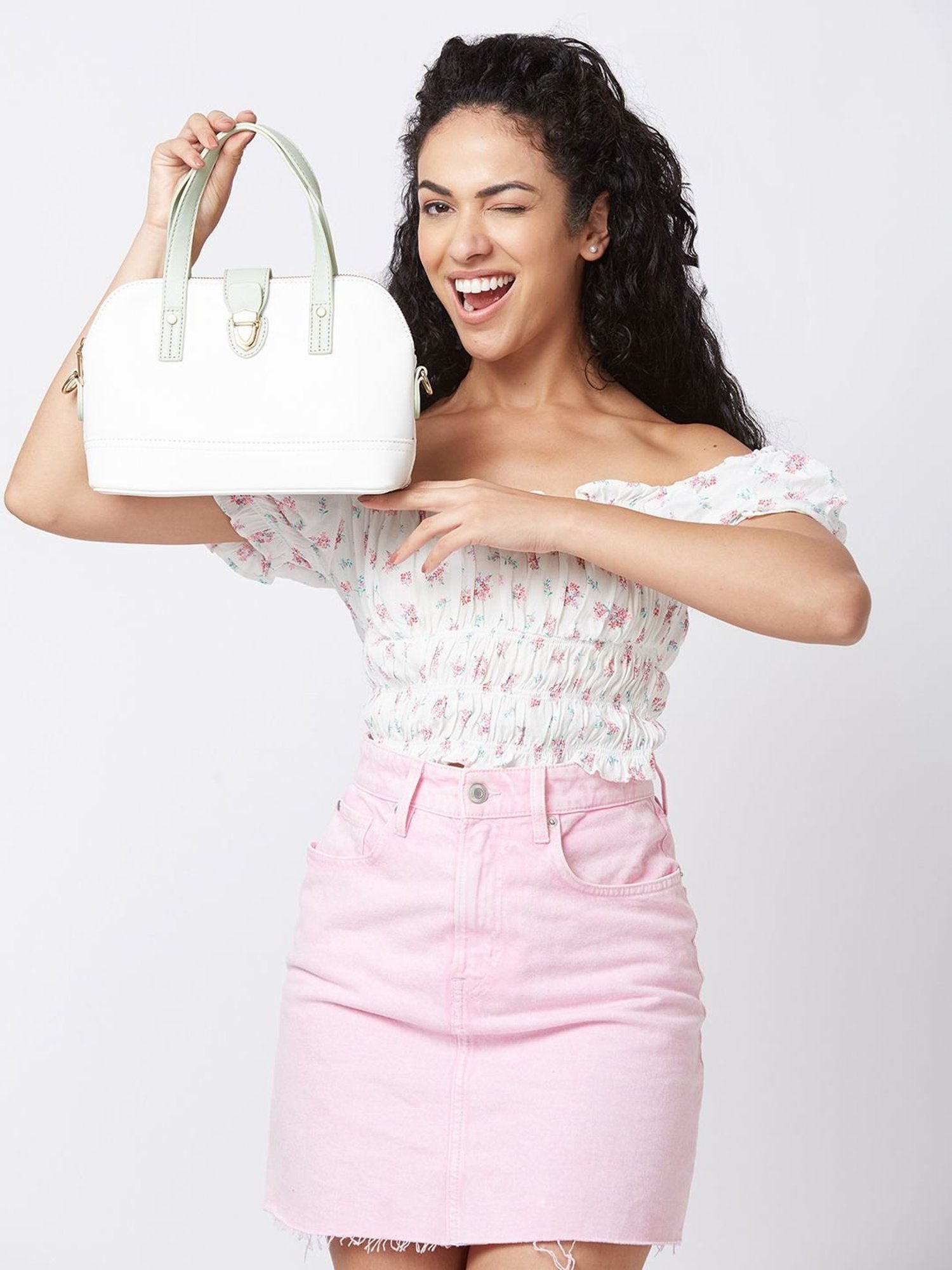 Globus Mint Green Solid Medium Handbag