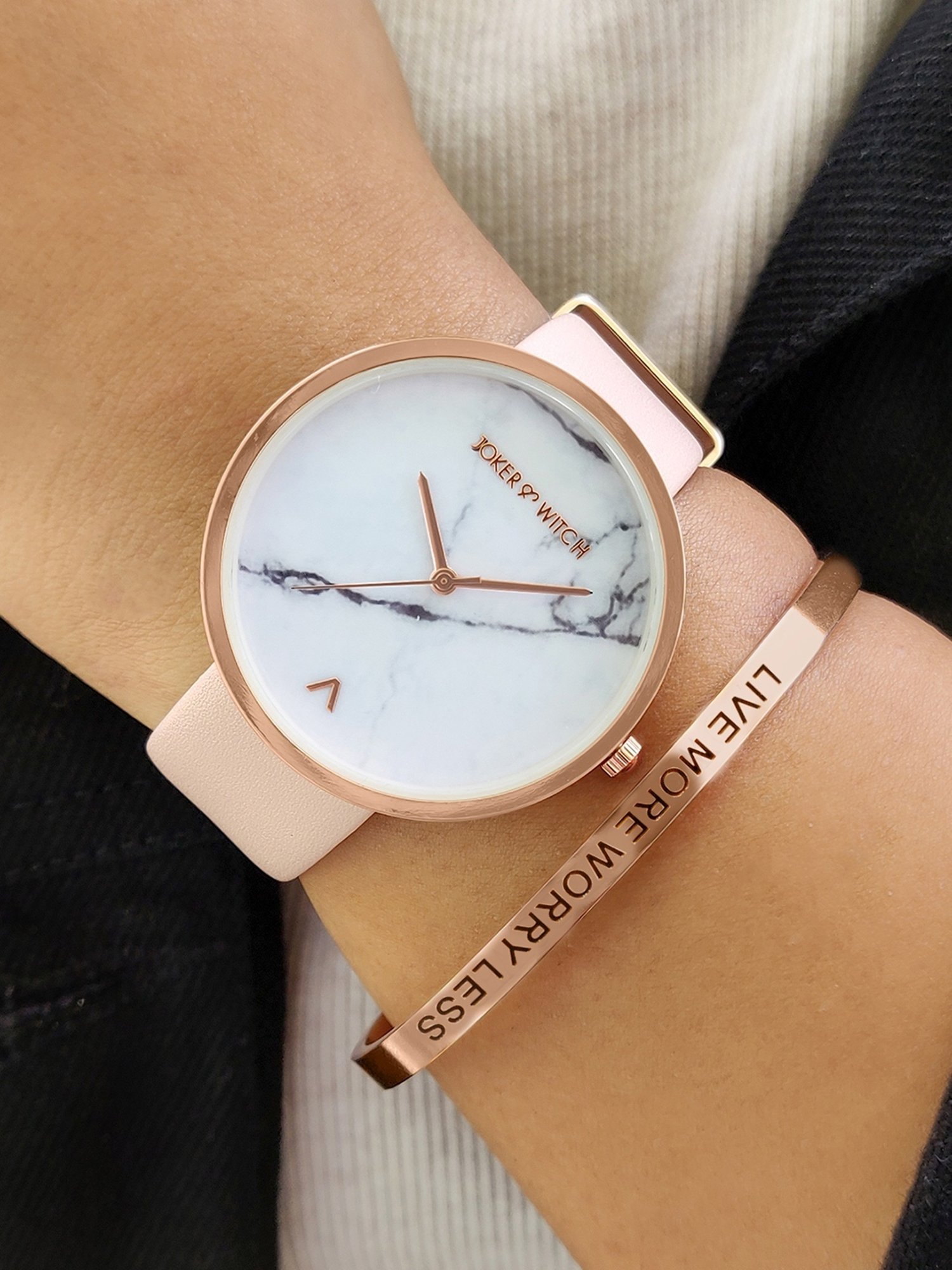 Joker & WItch JWLT582 Analog Watch for Women With Ring, Bracelet