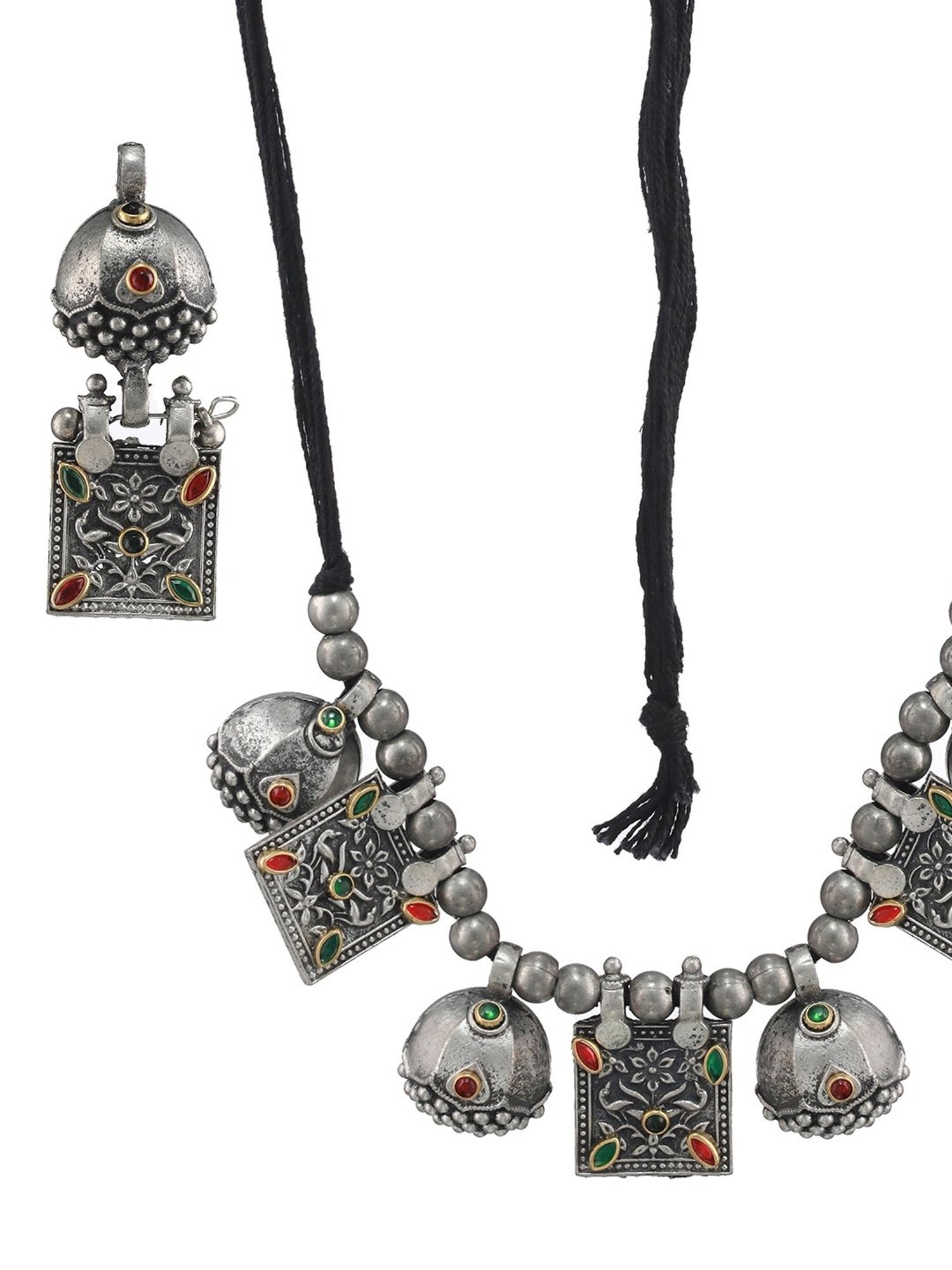 Aatmana Silver-Plated Kundan-Studded & Beaded Necklace & Earring Set