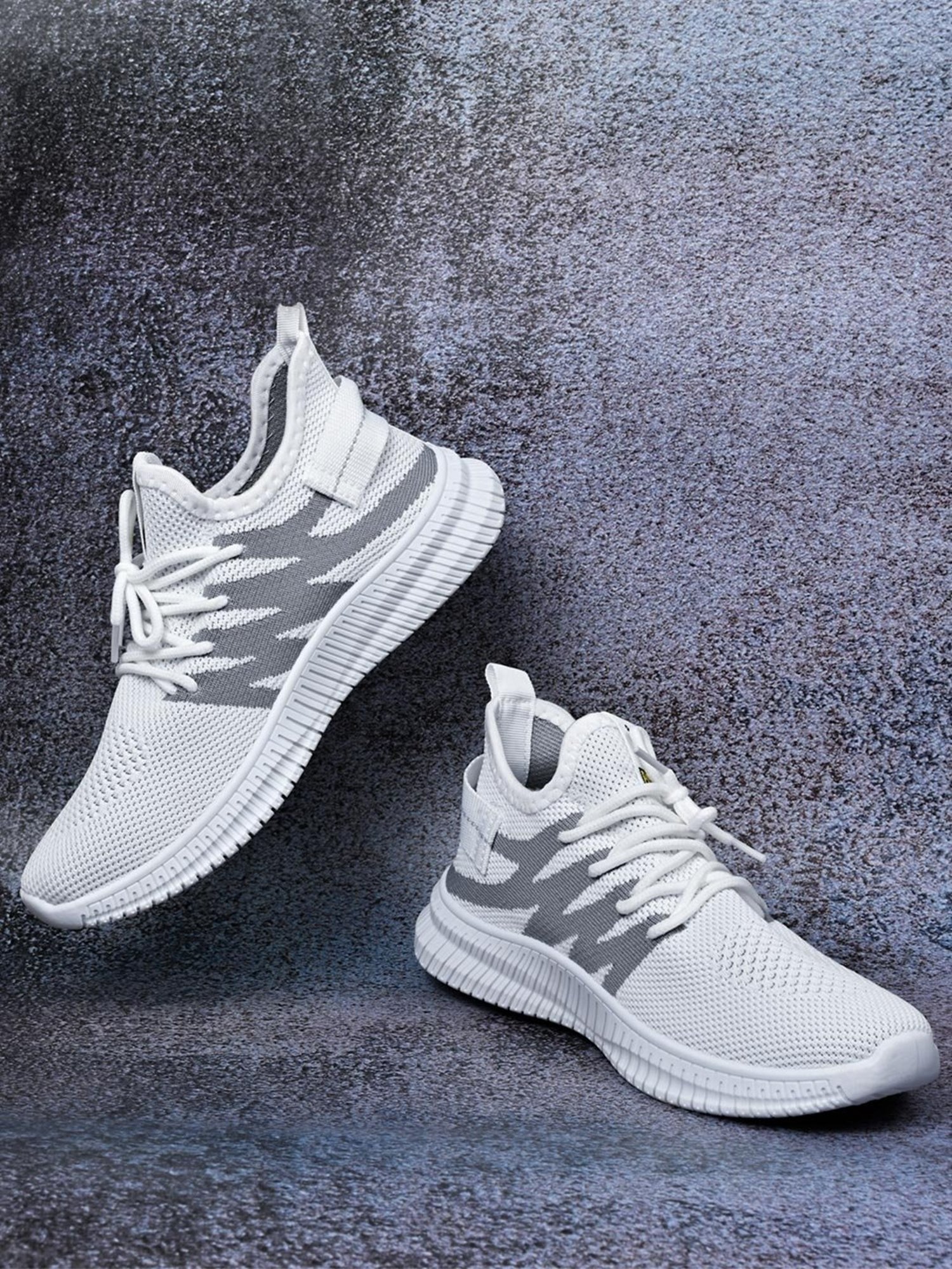 Jove Women's White Running Shoes