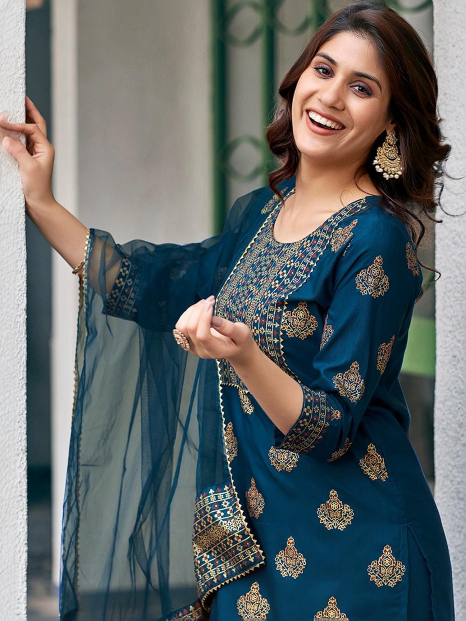 Skylee Blue Printed Kurta Pant Set With Dupatta