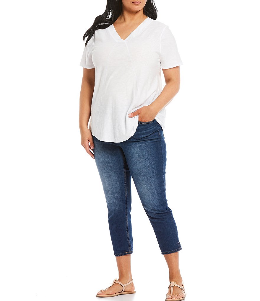 Westbound Plus Size Short Sleeve V-Neck Tee