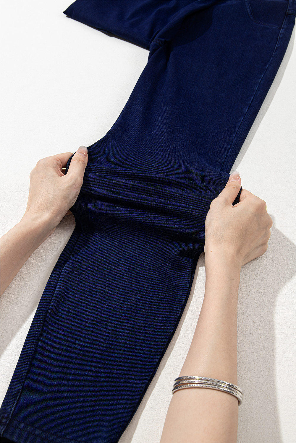 TWIN BIRDS Black & Blue Cotton Capris - Pack Of 2