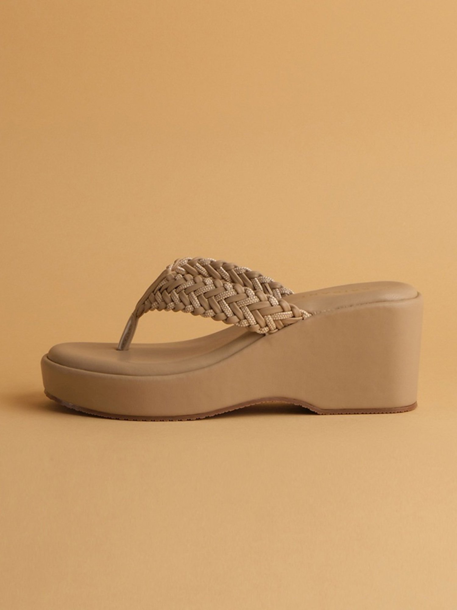 Eridani Women's Mia Beige Thong Wedges