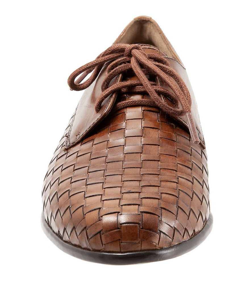 Trotters Lizzie Woven Leather Oxfords