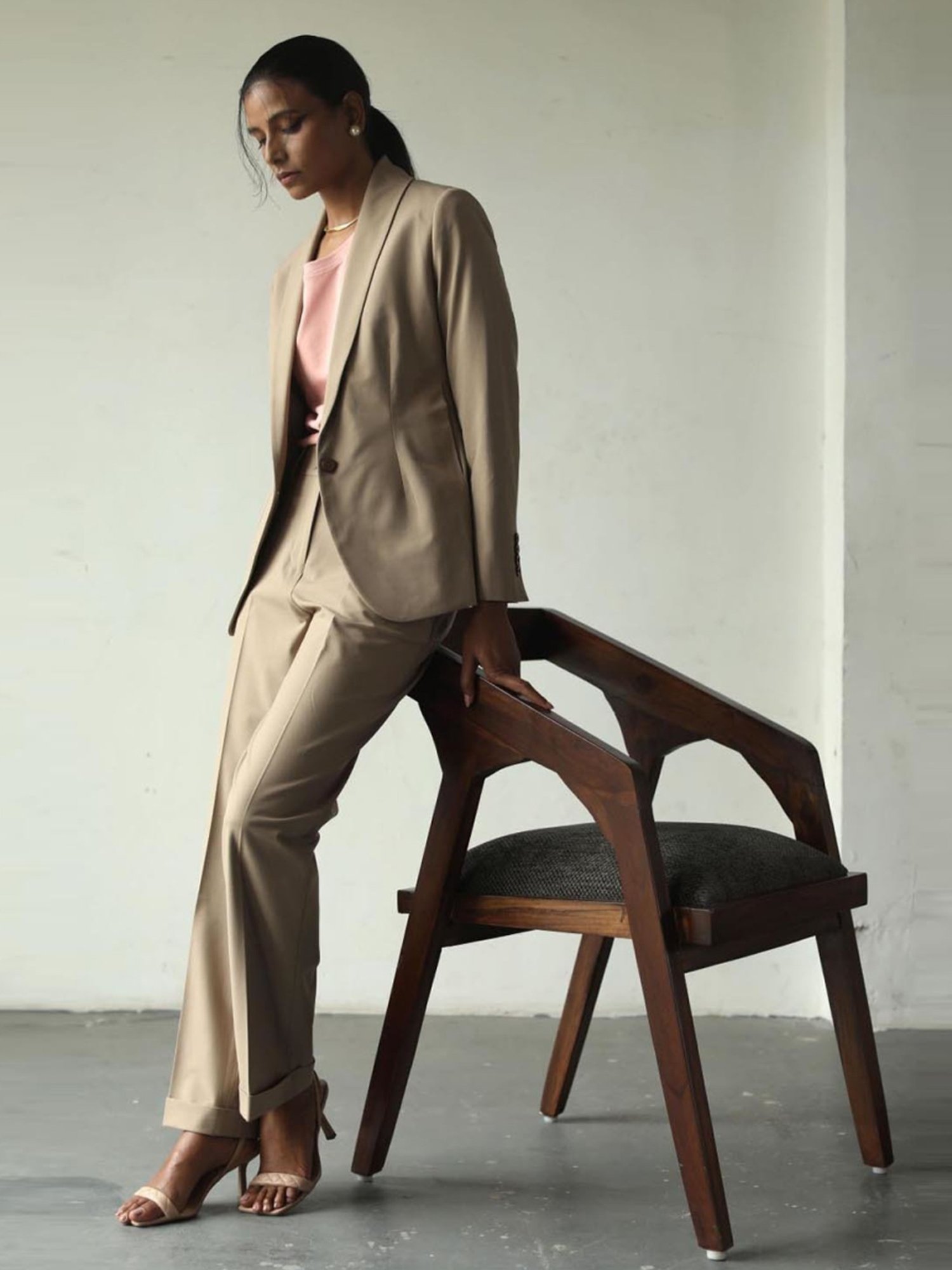 Qua Beige The Menaka Trousers