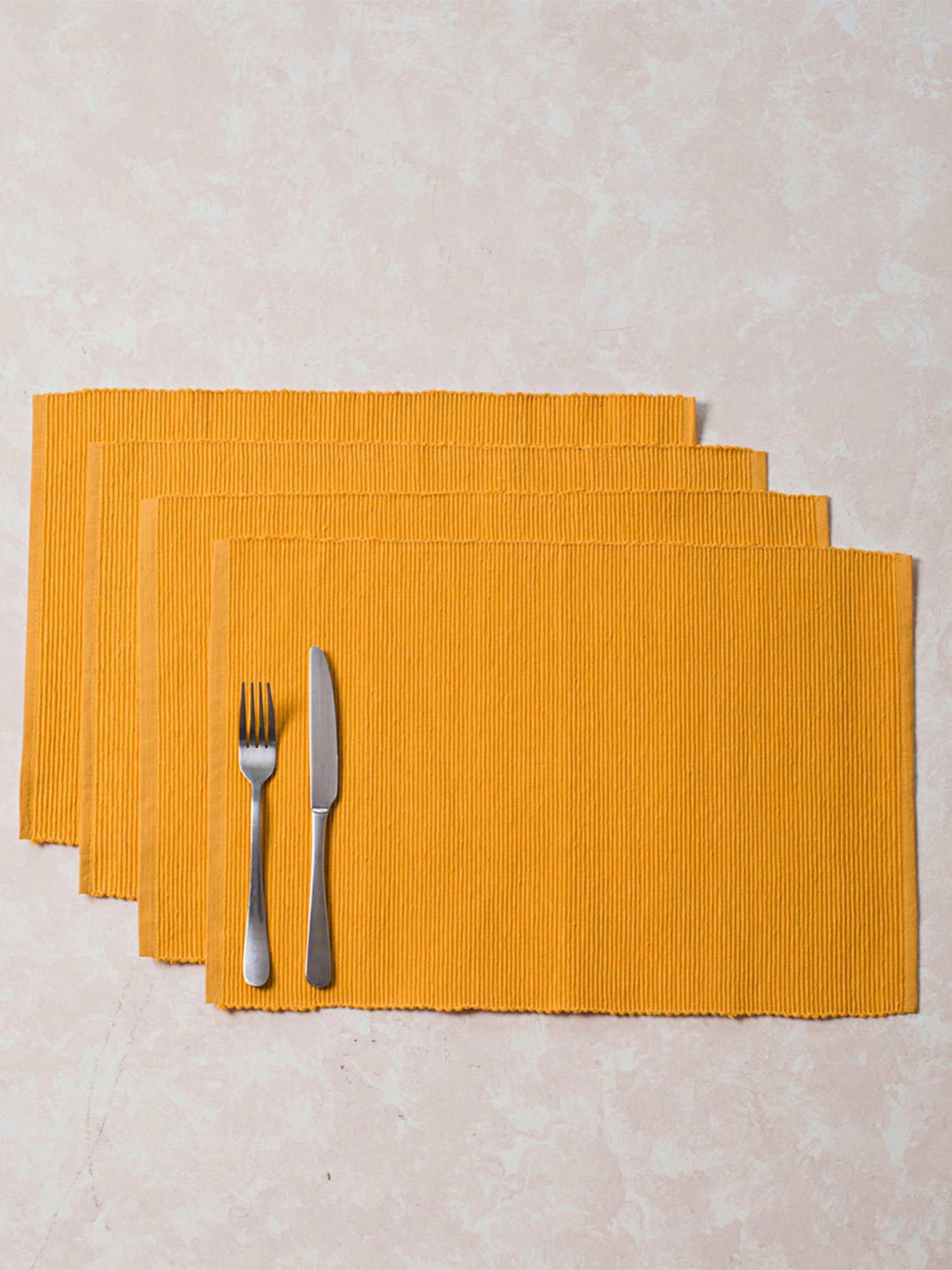 Table Runner with 4ct Placemats - Bullseye's Playground™