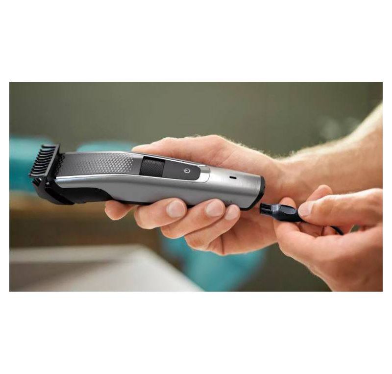 Philips Norelco Series 5500 Beard & Hair Men's Rechargeable Electric Trimmer - BT5511/49
