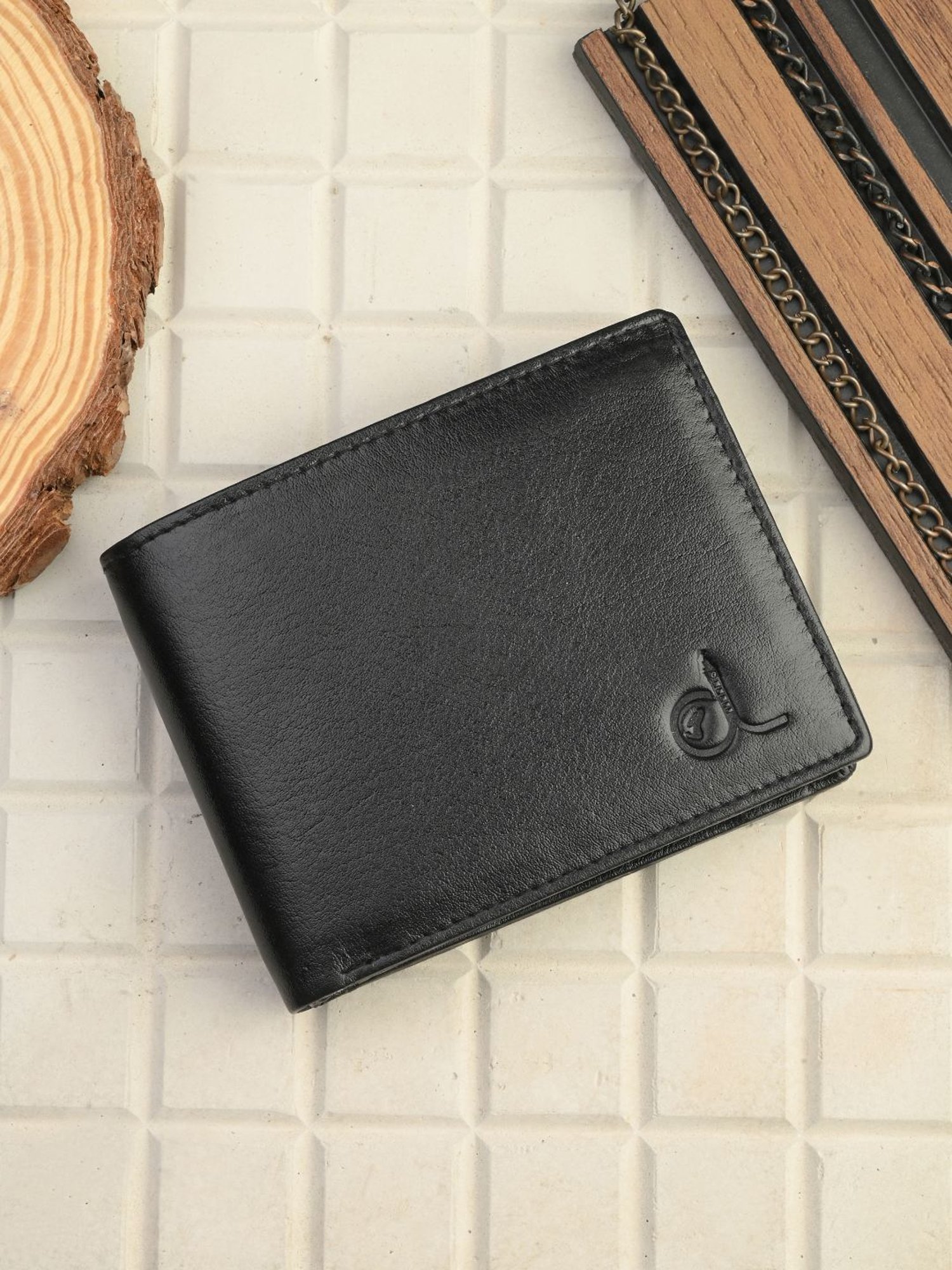 Clog London Black Leather Small Bi-Fold Wallet for Men