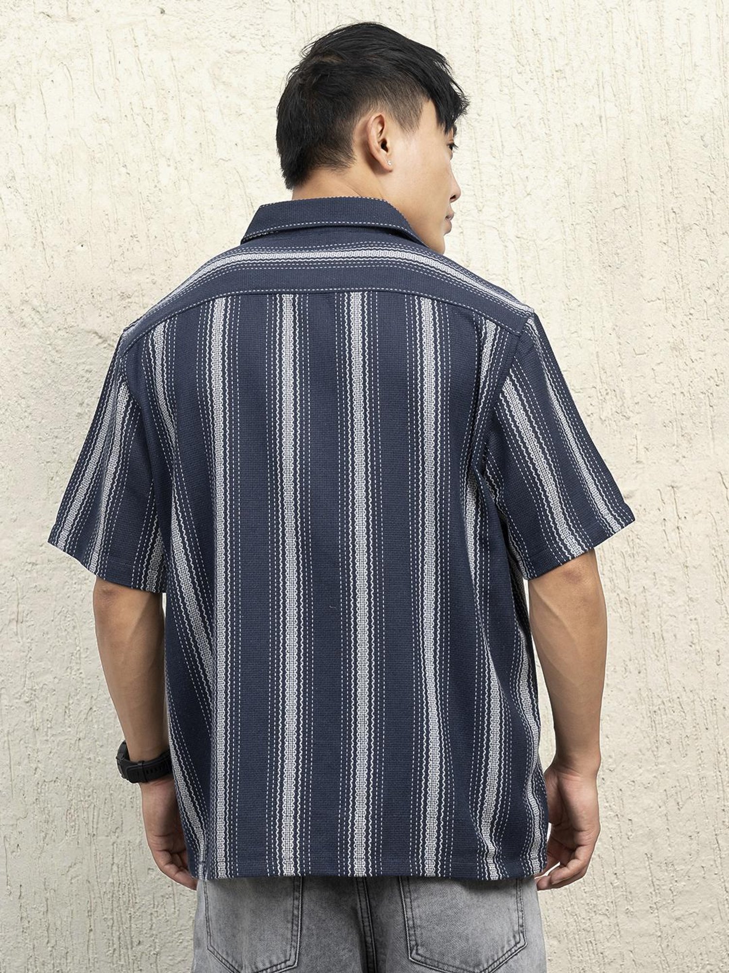 Hubberholme Men Cotton Short Sleeves Oversized Striped Shirt 11