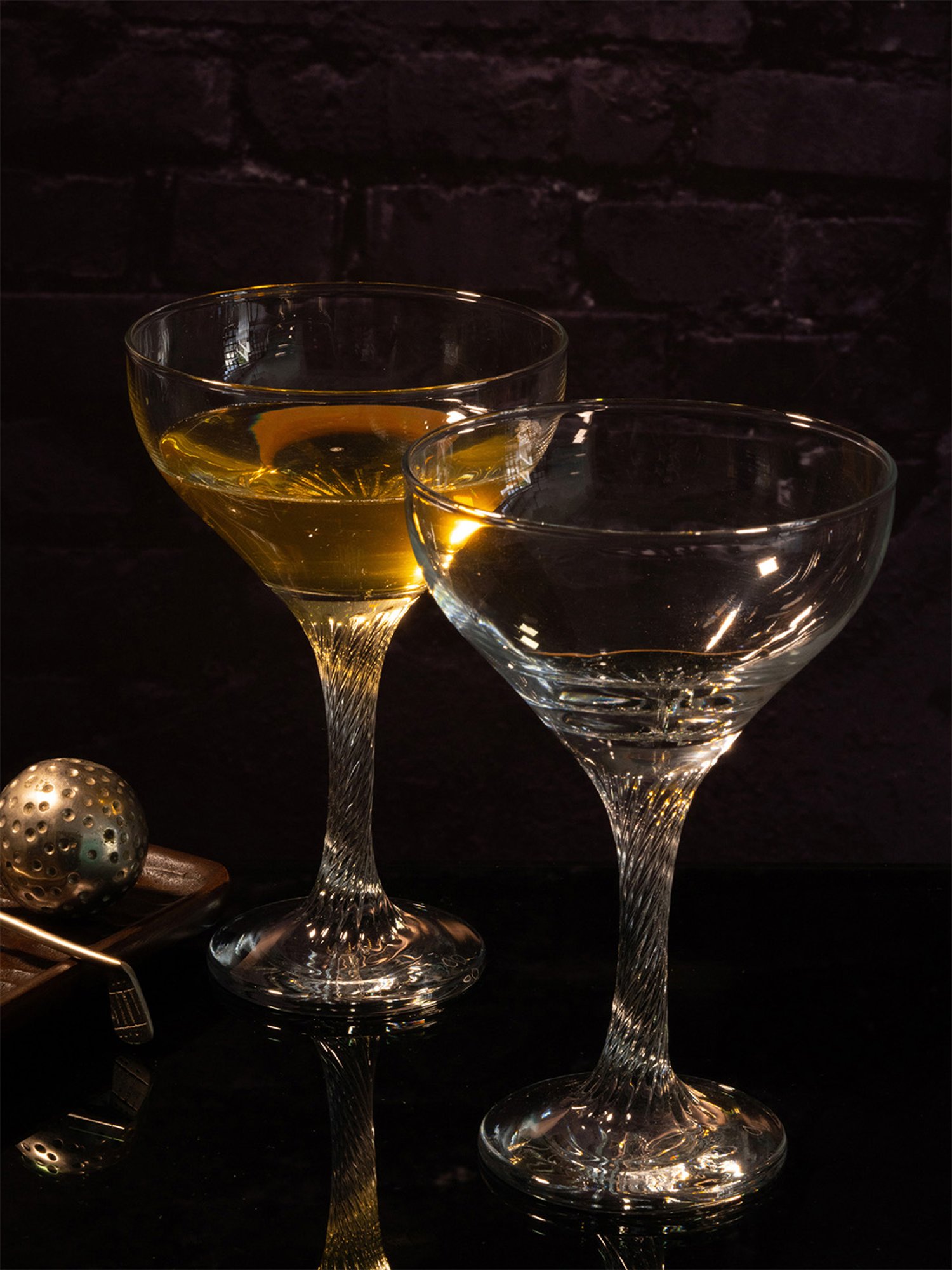 Pasabahce Transparent Glass Twist Wine Cocktail Glasses - Set of 6 (280ml)