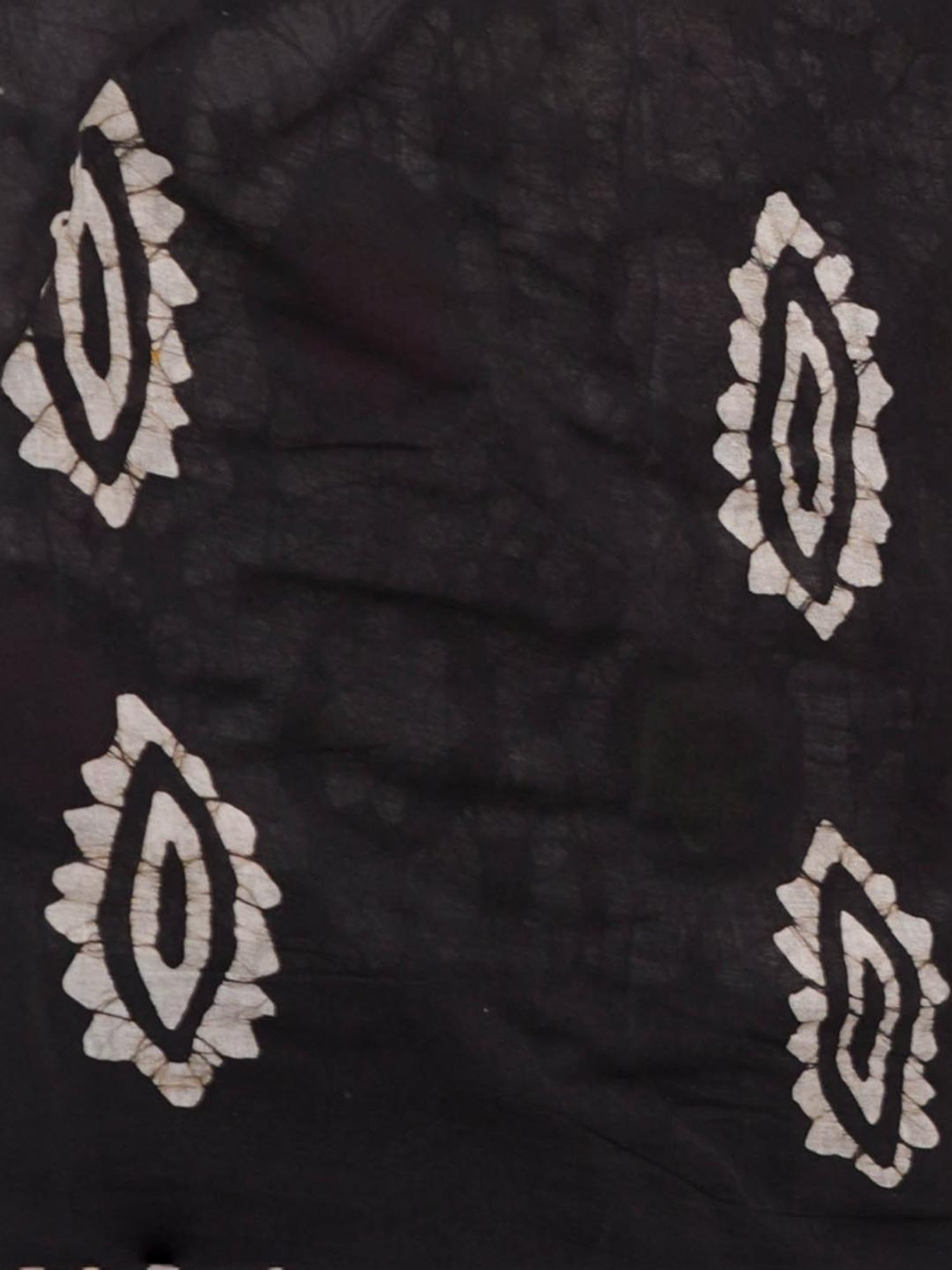 Unnati Silks Black Cotton Printed Saree With Unstitched Blouse