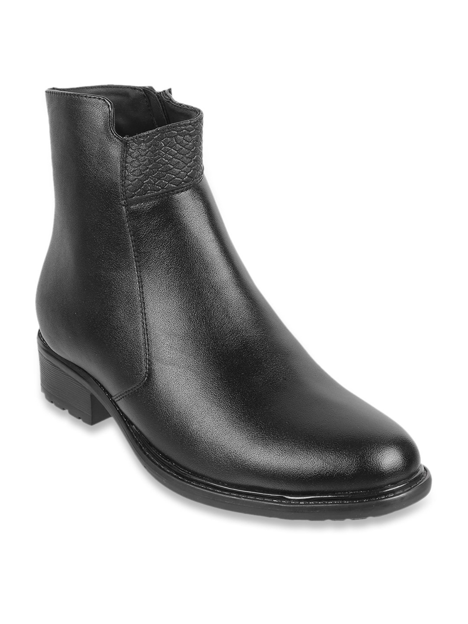 Walkway Women's Black Casual Booties