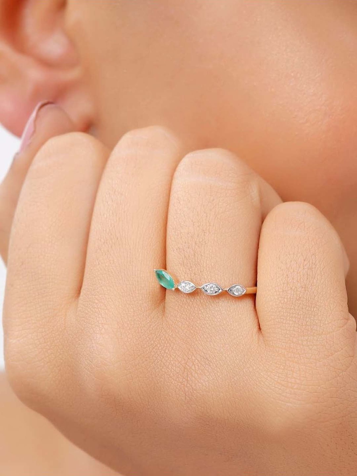 Mia By Tanishq Nature's Finest 14k Yellow Gold Spellbound Whispers Emerald Diamond Ring