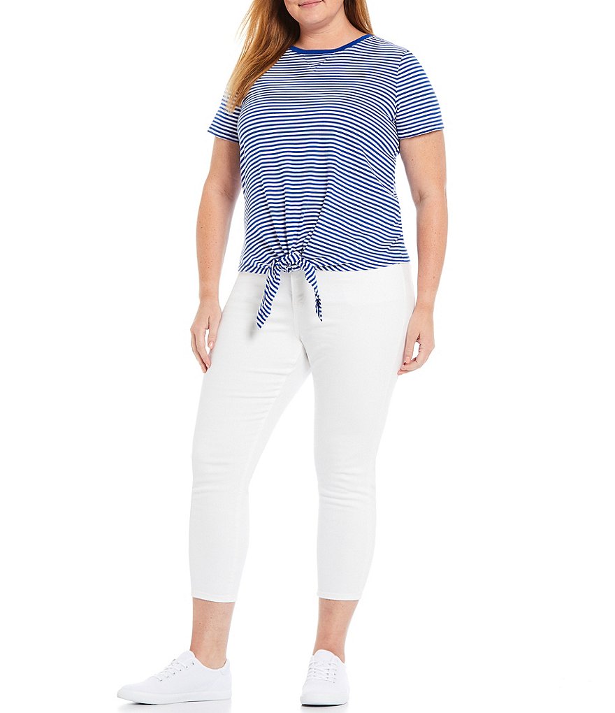 Democracy Plus Size Floral Print 3/4 Puff Sleeve V-Neck Knit Top