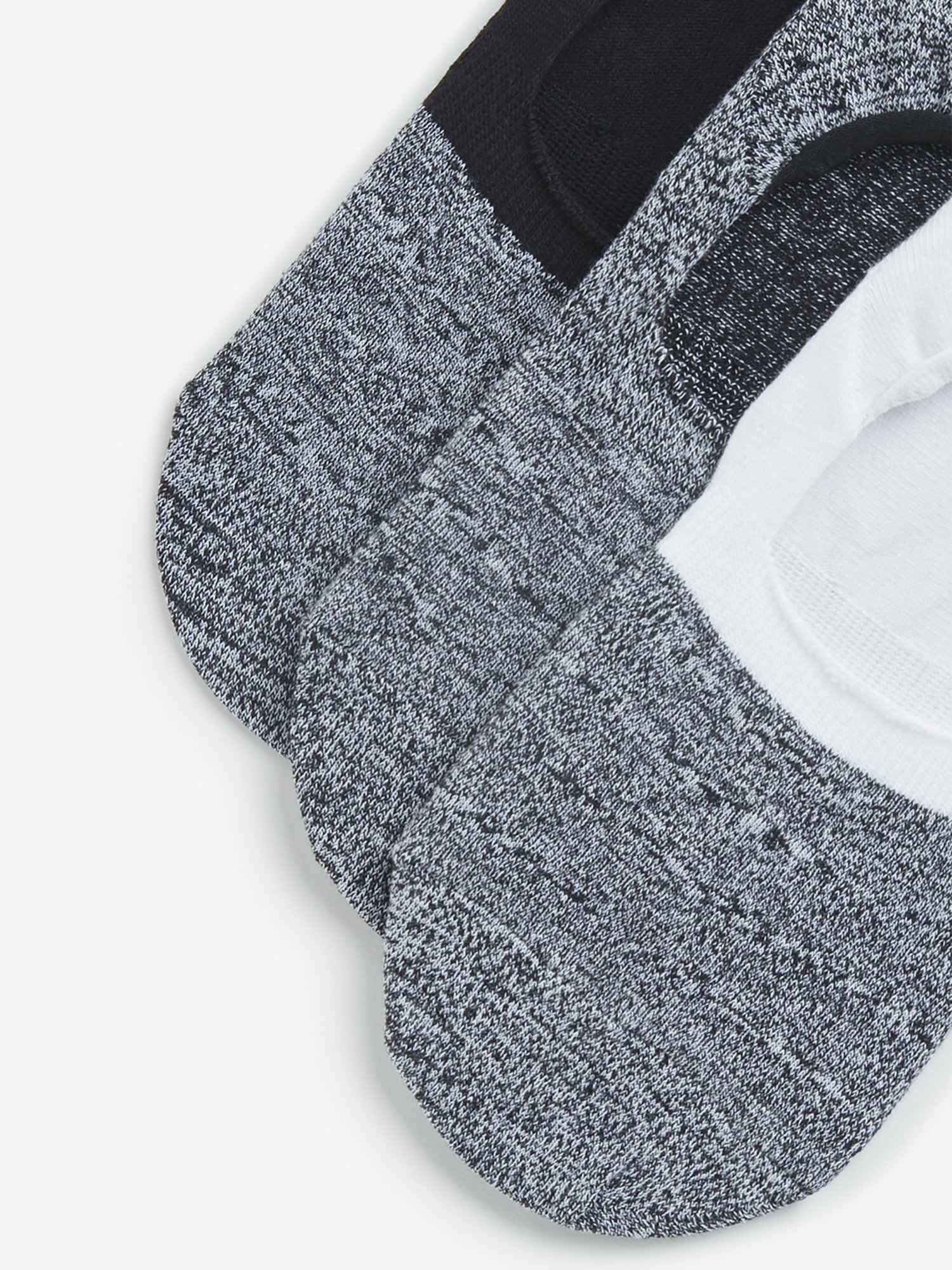 WES Lounge by Westside Grey Invisible Socks - Pack of 3