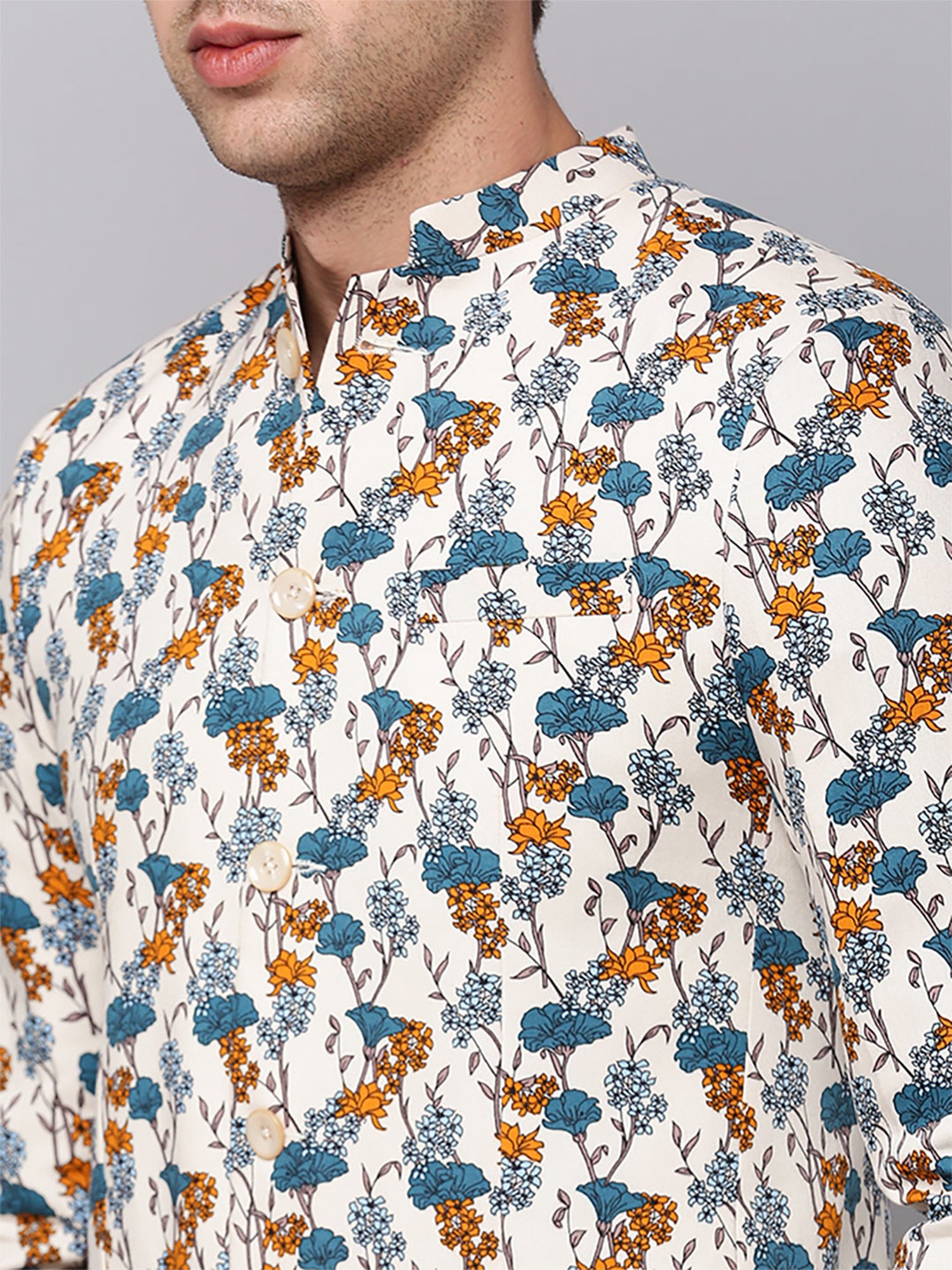 SHOWOFF White Cotton Slim Fit Floral Print Blazer