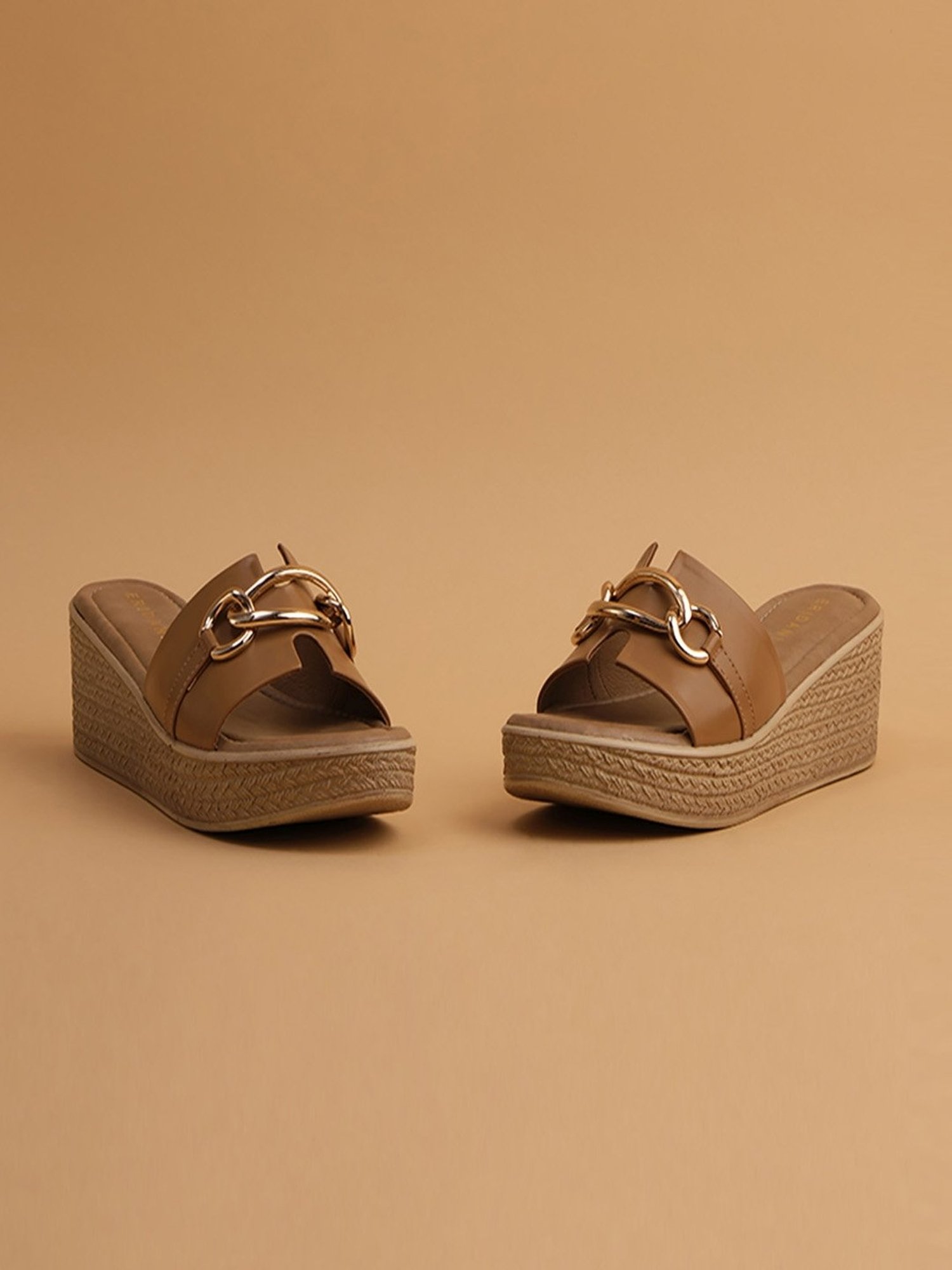 Eridani Women's Ciara Beige Wedges