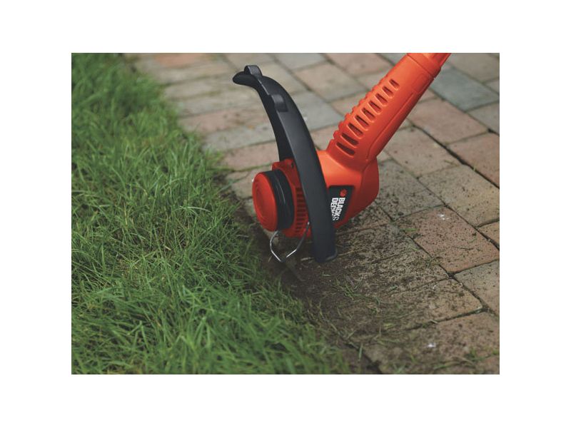 Black & Decker ST7700 4.4 Amp 13 in. 2-in-1 Straight Shaft Electric String Trimmer / Edger
