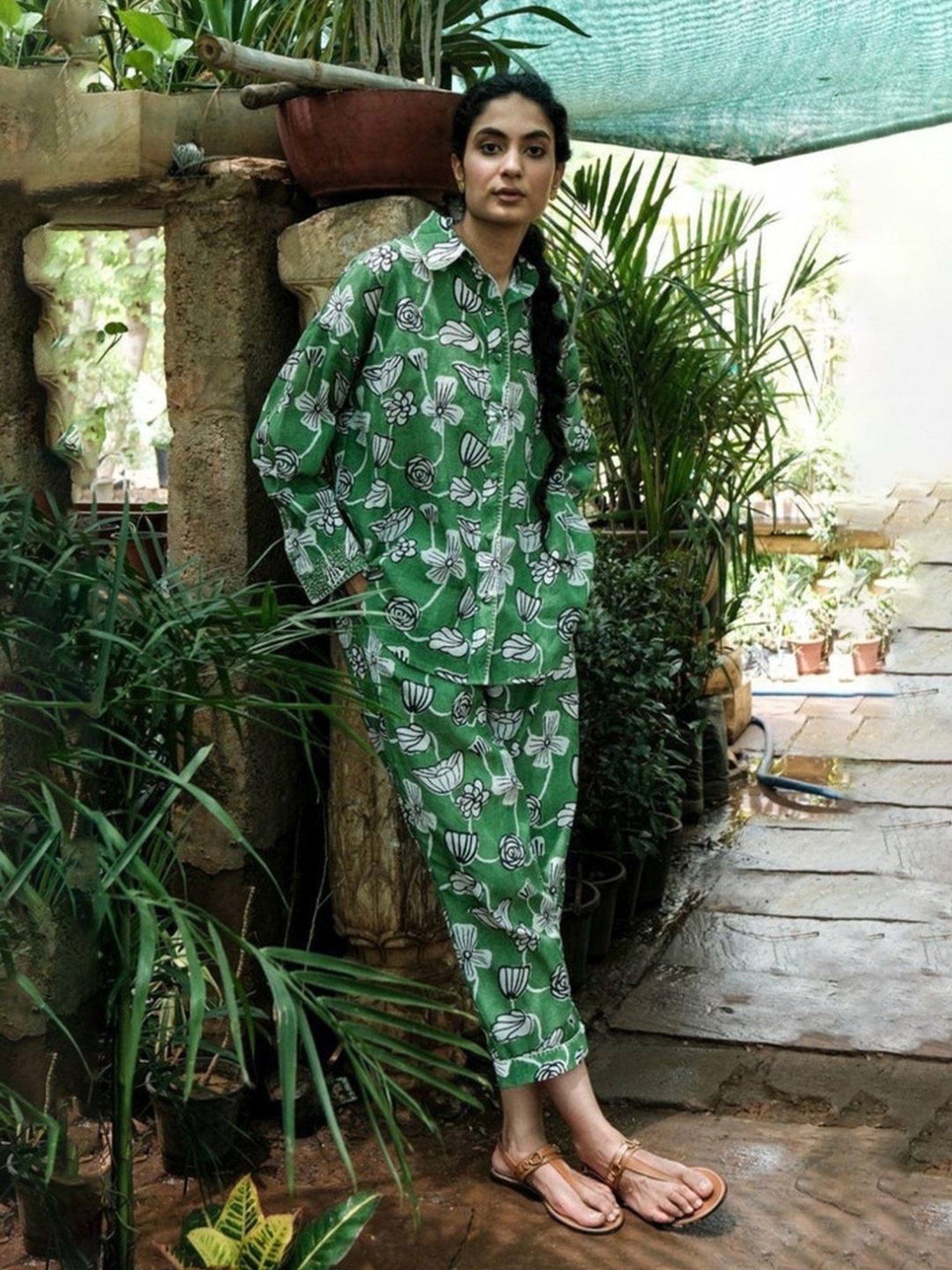Khajoor Studio Green Bageecha Botanical Vine Statement Shirt with Pant