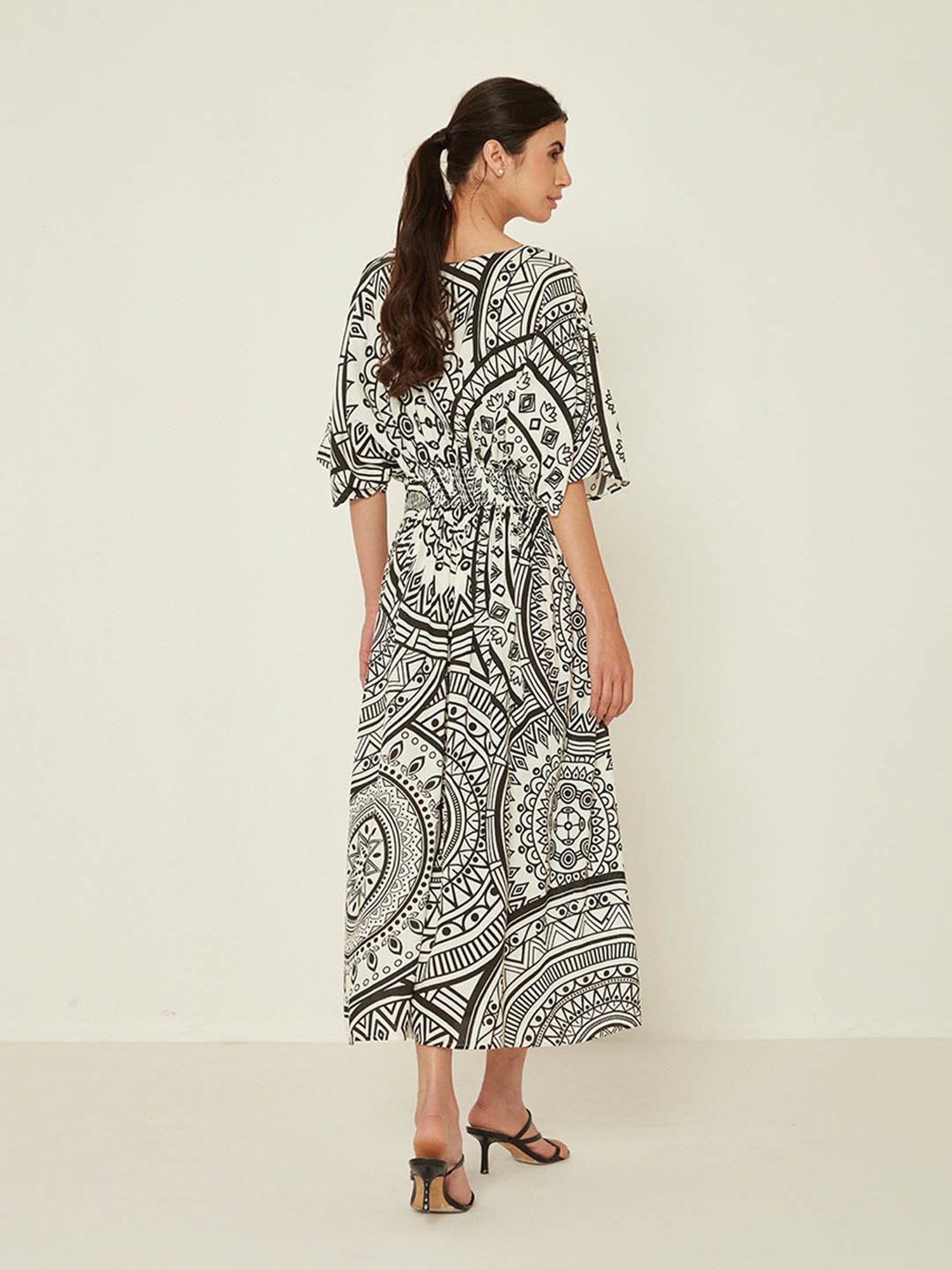 ANCESTRY Off White Printed Midi Dress