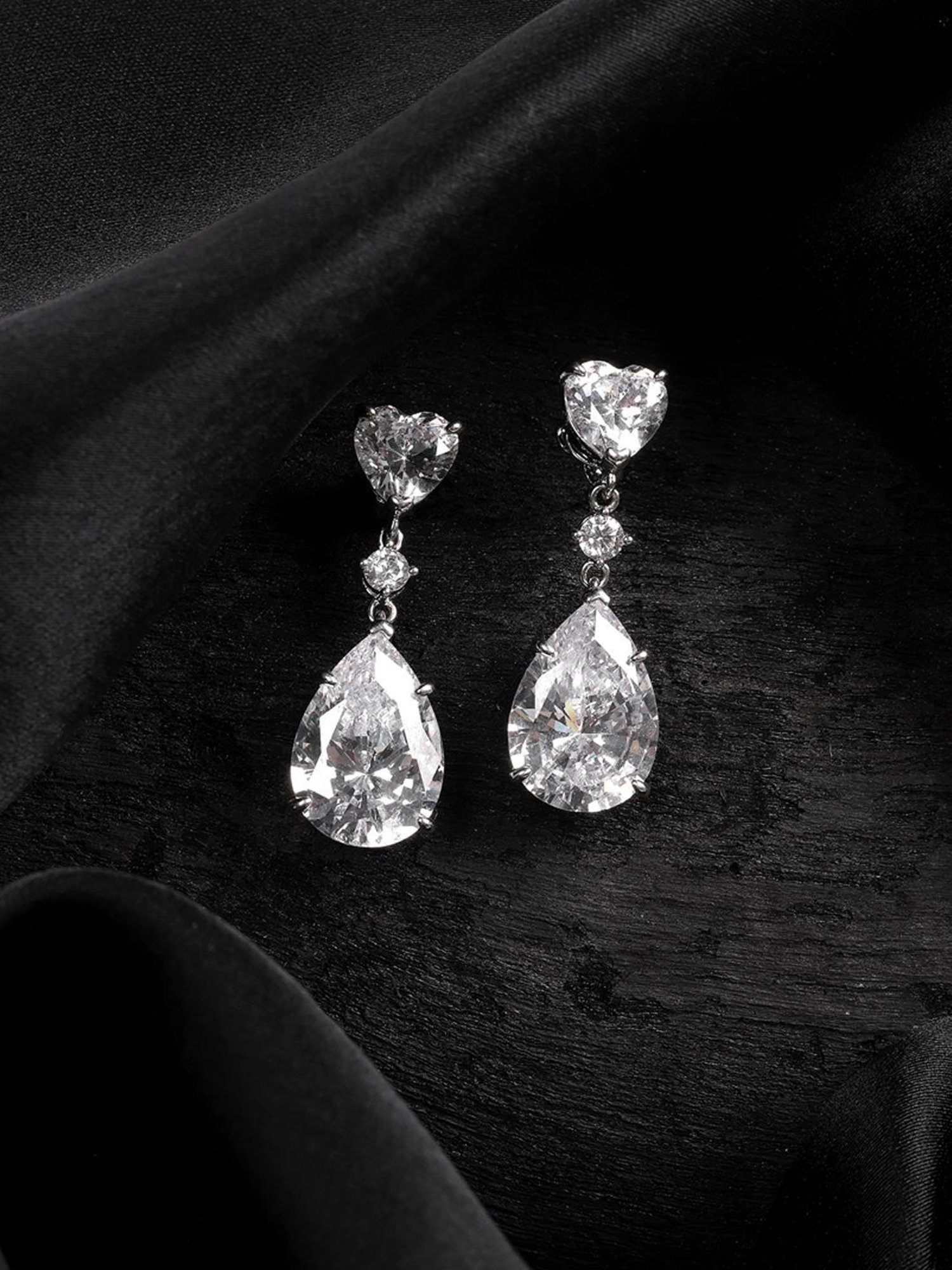 Clara 92.5 Sterling Silver Lily Earrings for Women