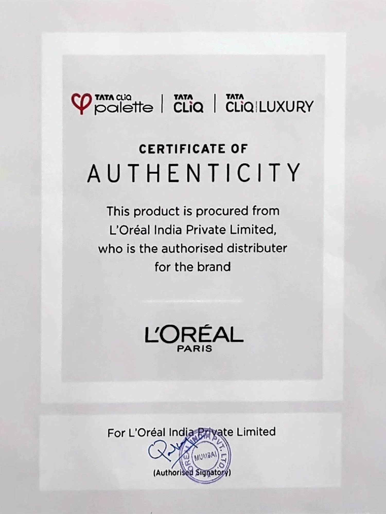 L'Oreal Paris Infallible 24H Fresh Wear Foundation in a Powder 20 Ivory - 9 gm