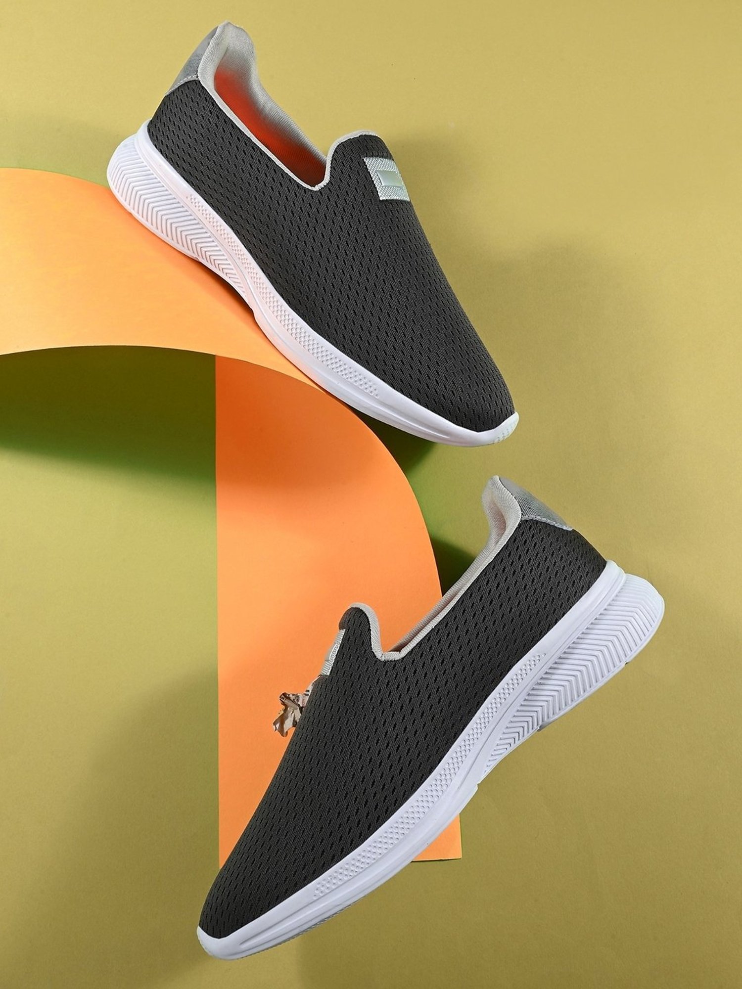 Giorgio Men's Grey Running Shoes