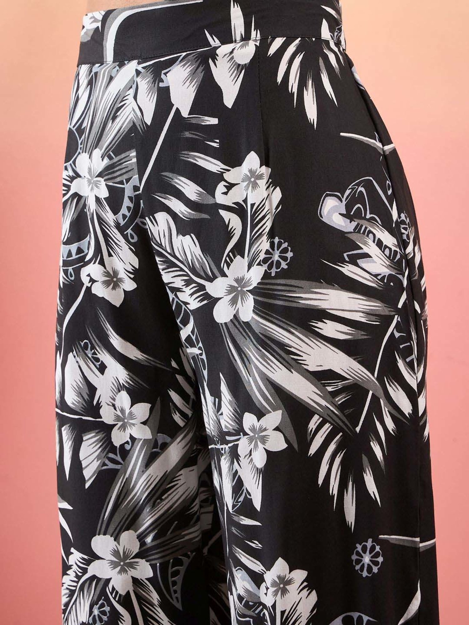 Inweave Black & White Printed Top & Pant Set