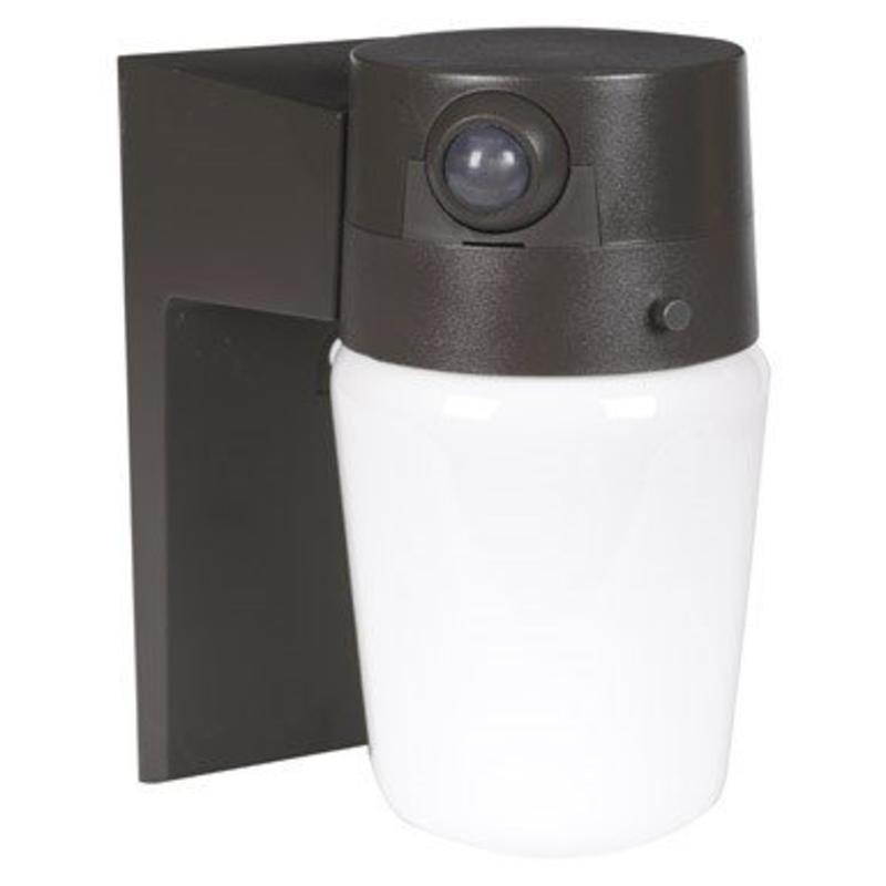 Motion Light Med Bs 110D 60W Brz Heathco Light Bulbs HZ-5610-BZ 016963561083