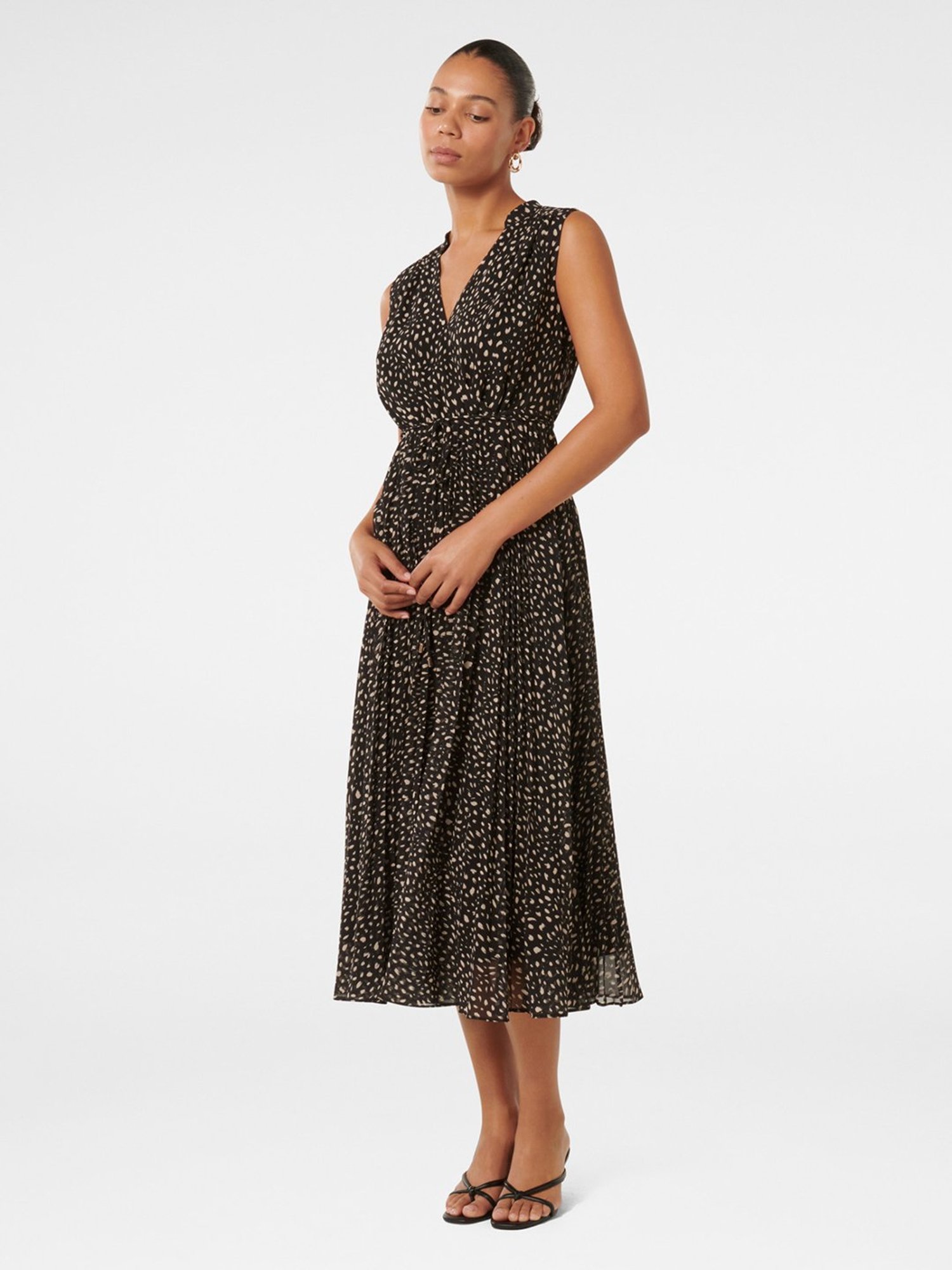 Forever New Black Barbara Sleeveless Pleated Midi Dress