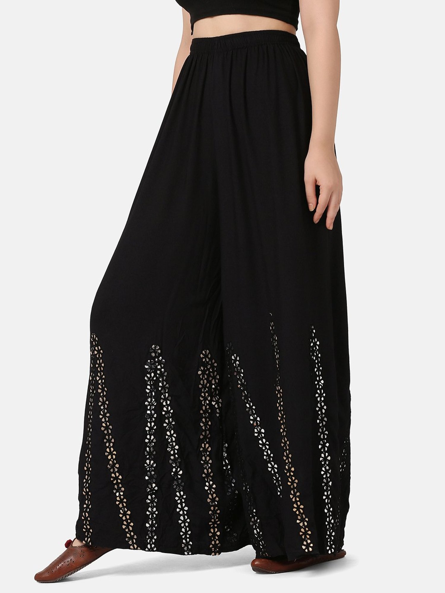 BUYNEWTREND Black Embroidered Palazzos