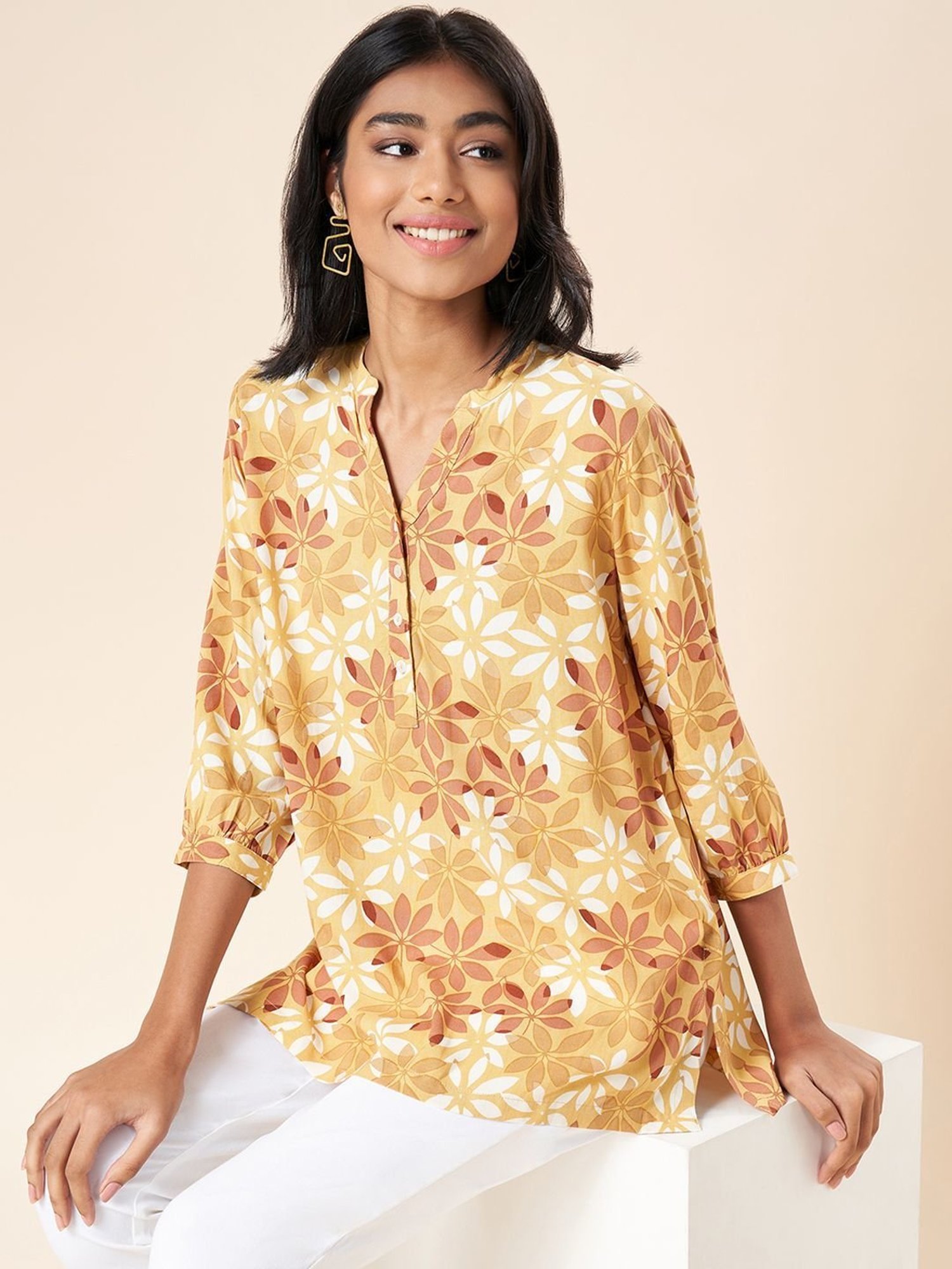 Akkriti by Pantaloons Mustard Printed Tunic
