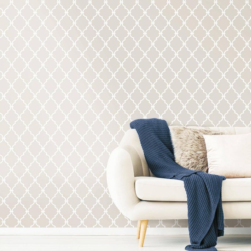 RoomMates 28.2" Modern Trellis P&S Wallpaper Beige