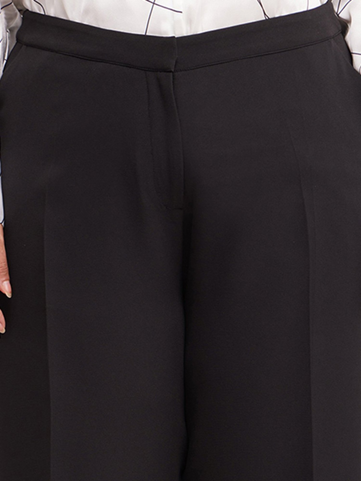 Fablestreet X Black Polyester Relaxed Fit Mid Rise Trousers