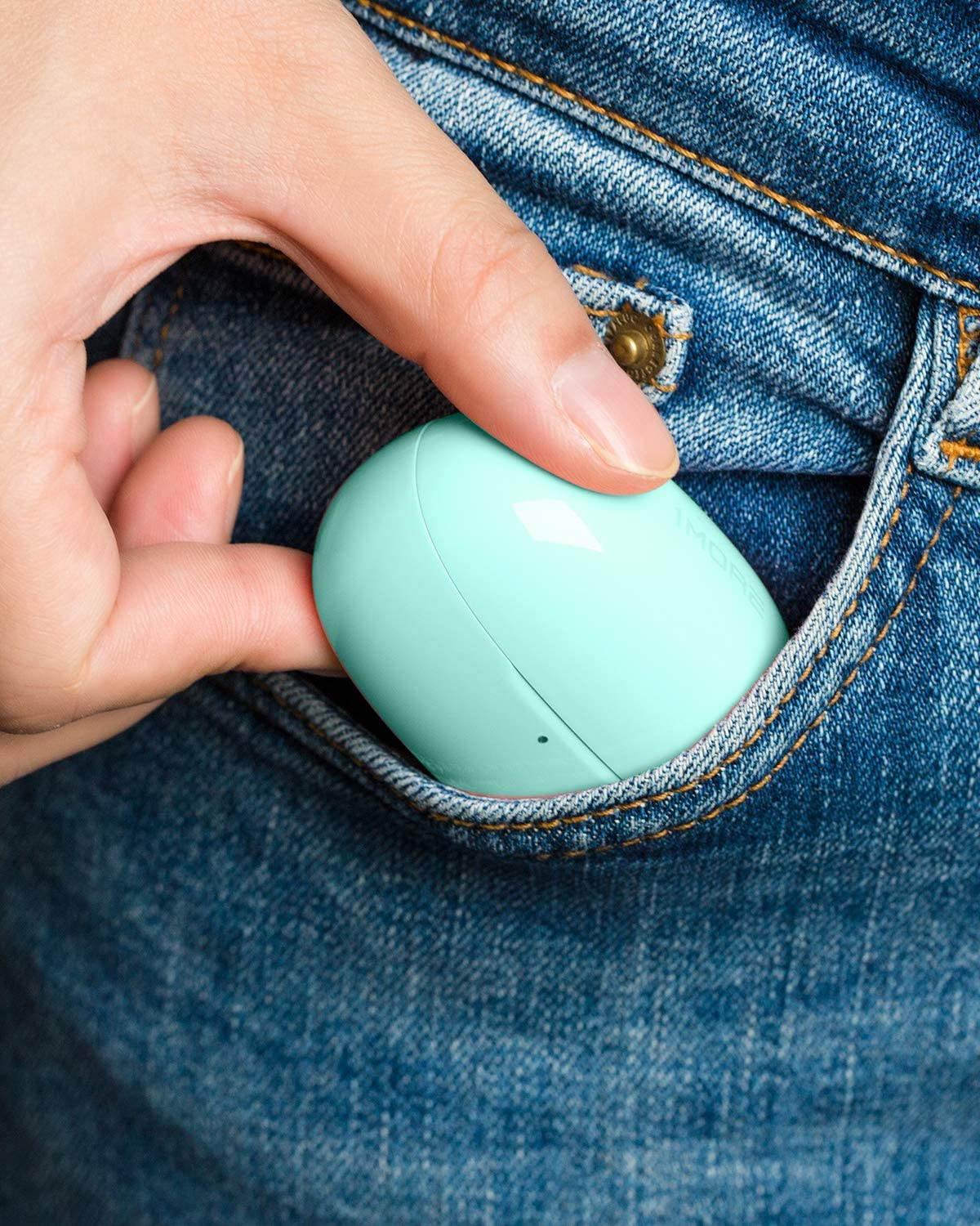 1MORE ColourBuds True Wireless Earbuds, Premium Bluetooth Earphones with Super Light-Weight Design, IPX5 Water Resistant, 22H Playtime, and Dual ENC Mic, for Workout, Sports, Home Office, Black