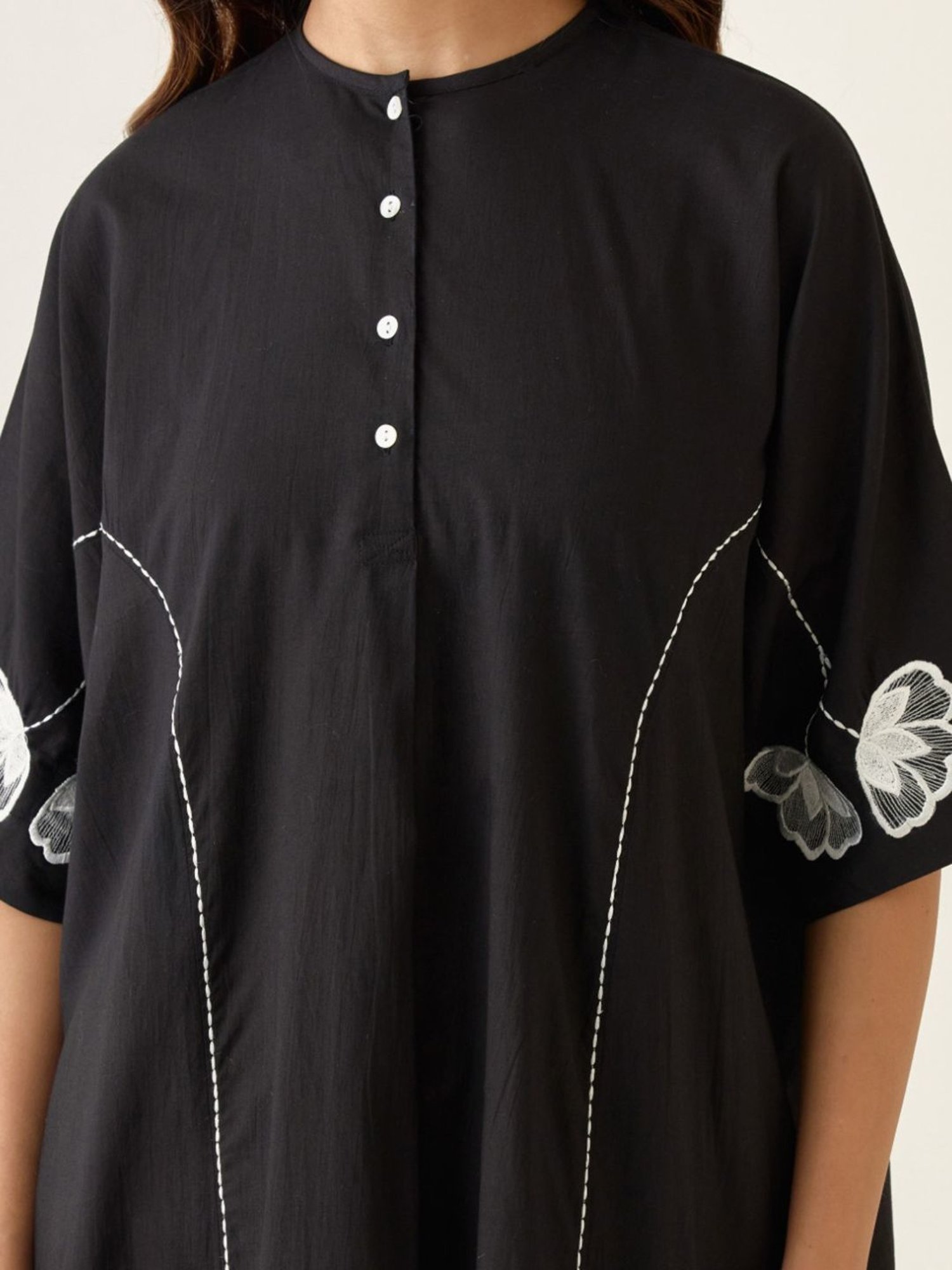 Vinusto Black Summer Nostalgia Kurta with Pant