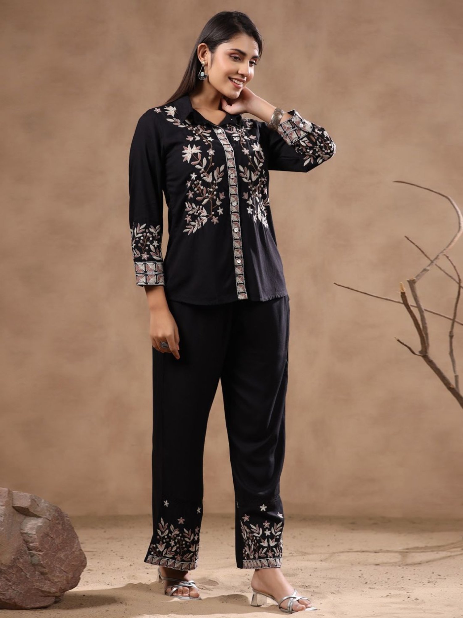 Kaftanize Shadow Petal Noir Embroidered Cotton Western Set