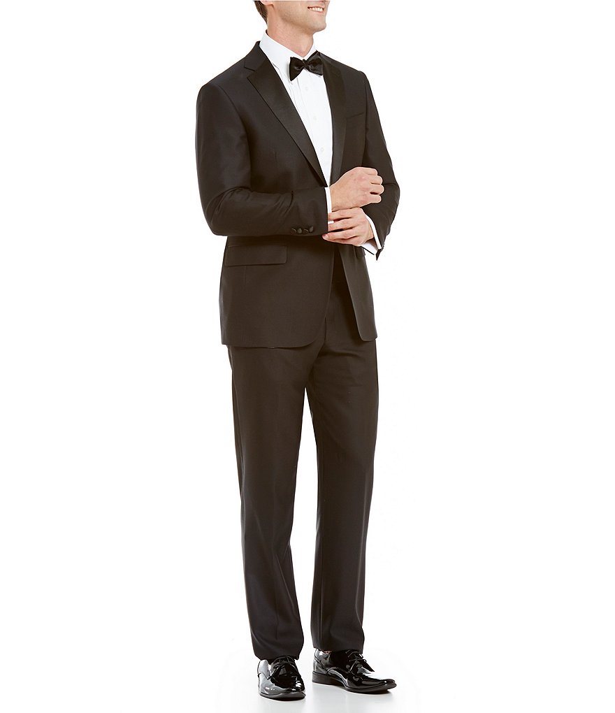 Gold Label Roundtree & Yorke Solid Non-Iron Fitted Point-Collar Dress Shirt with French Cuffs