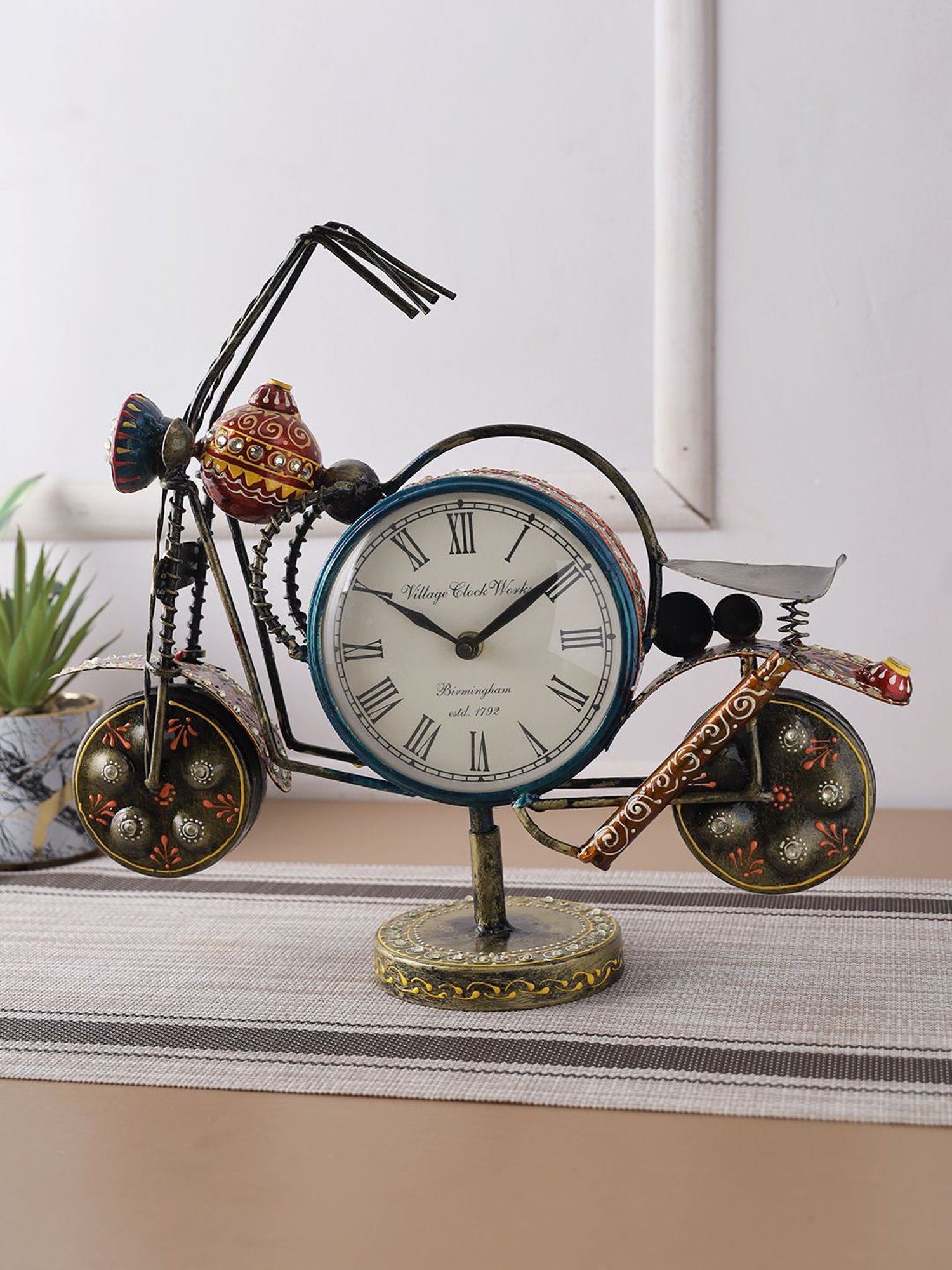 Aapno Rajasthan Red Bike Watch Showpiece