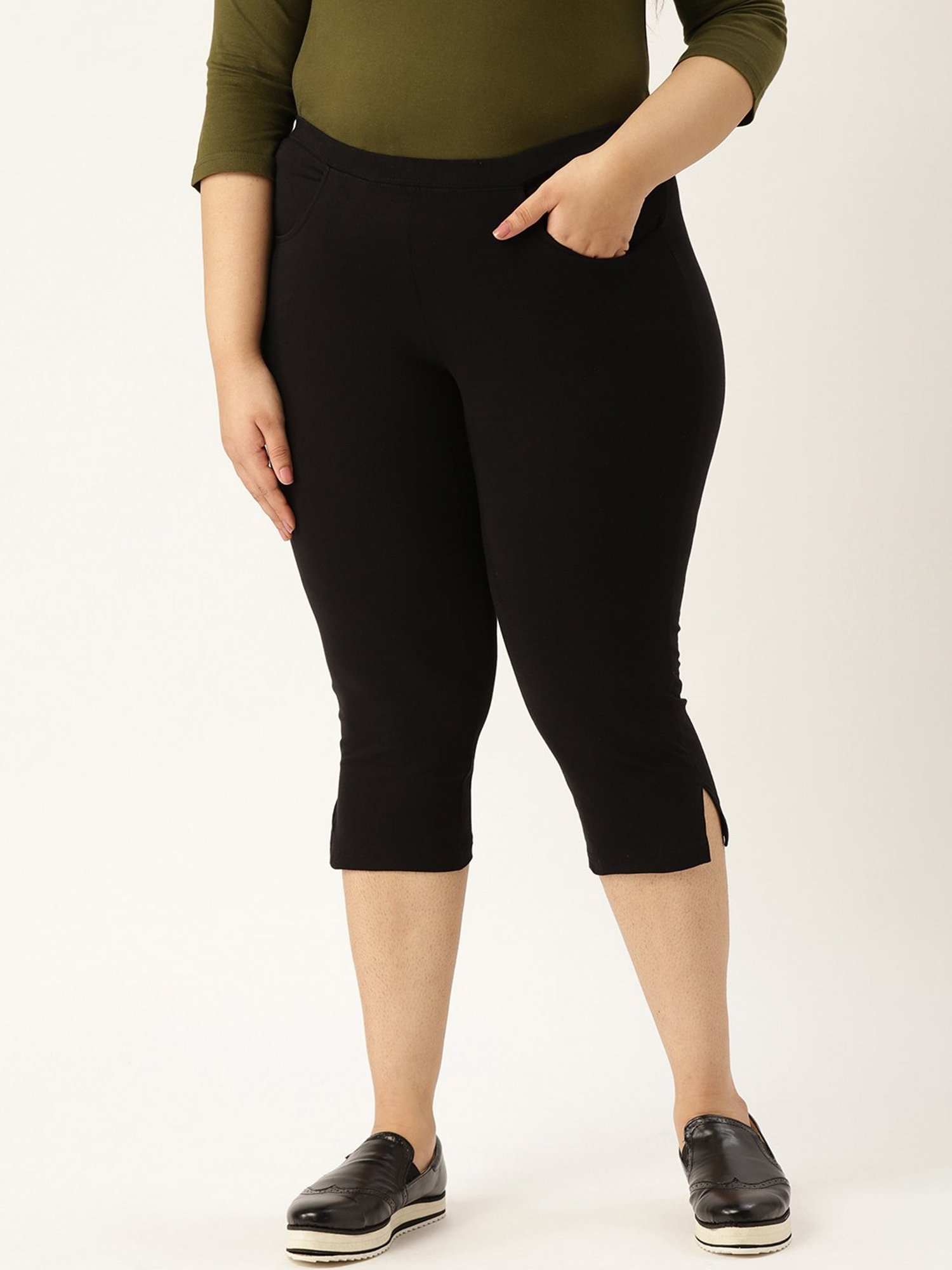 theRebelinme Black Cotton Capris