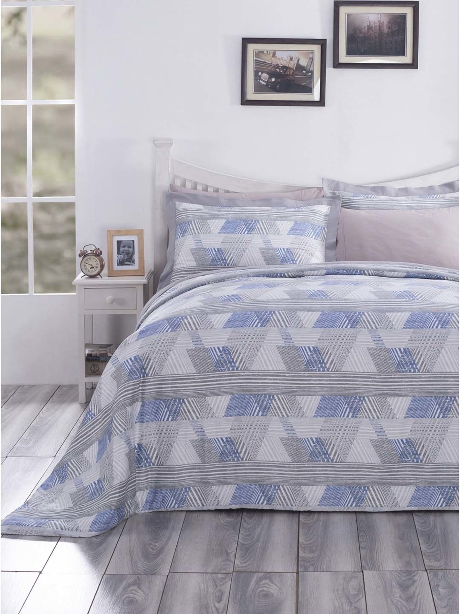 Maspar Hues PBS Nomad Scuplt Maximus Blue Cotton 210 TC King Duvet Cover & 2 Pillow Covers
